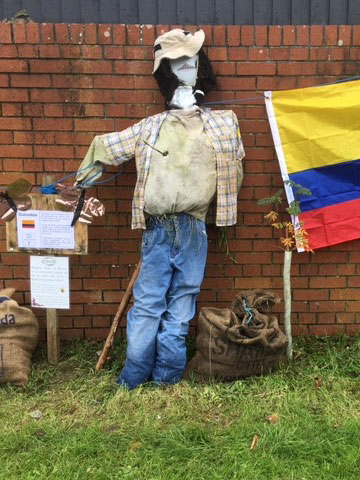 Photo of a scarecrow representing Colombia