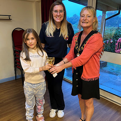 Photo of the Winner of Bradley Stokes Favourite Award - Mamas Bristol with their Dragonfly